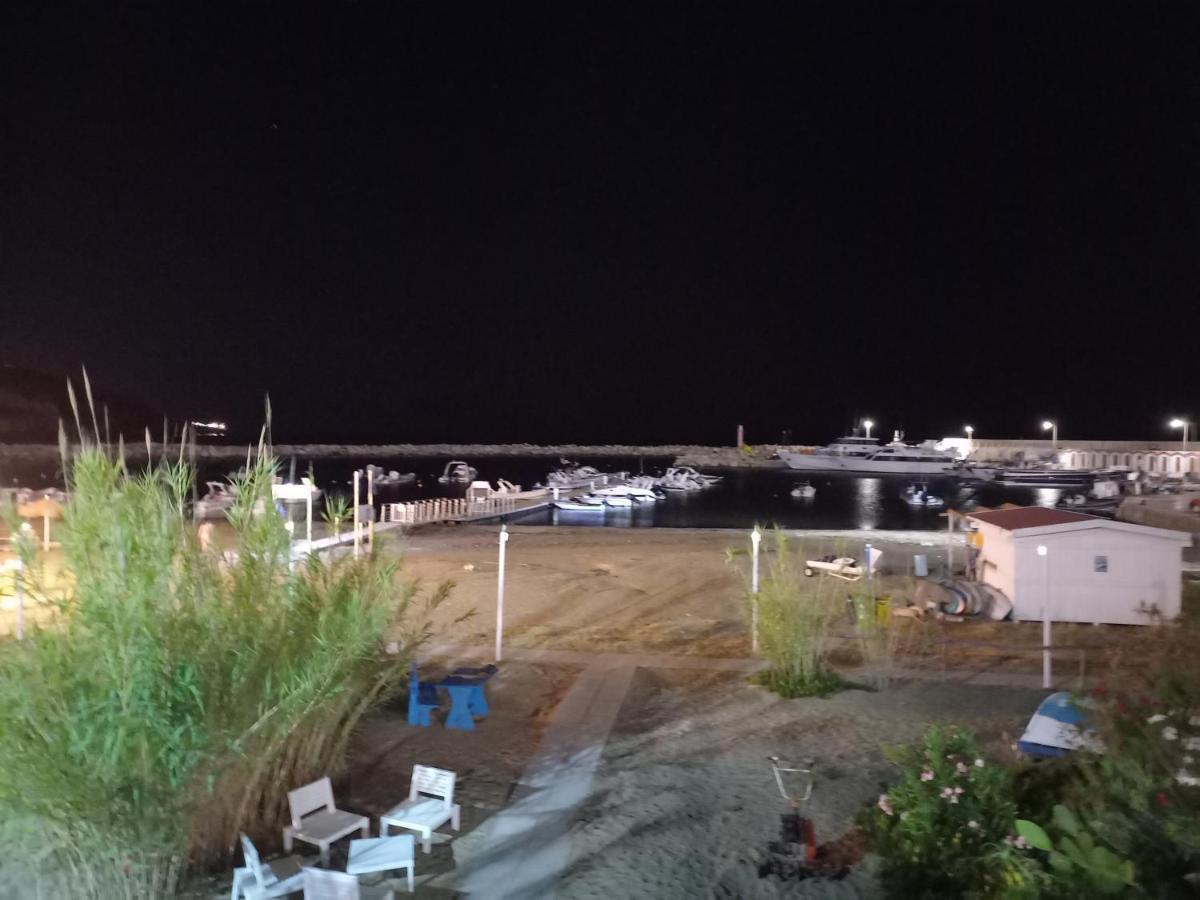 بيسْكيتْشّي Sea House B&B المظهر الخارجي الصورة